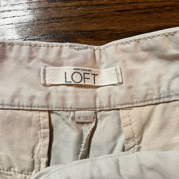 LOFT Khaki Shorts Size 0 - Picture 3 of 3